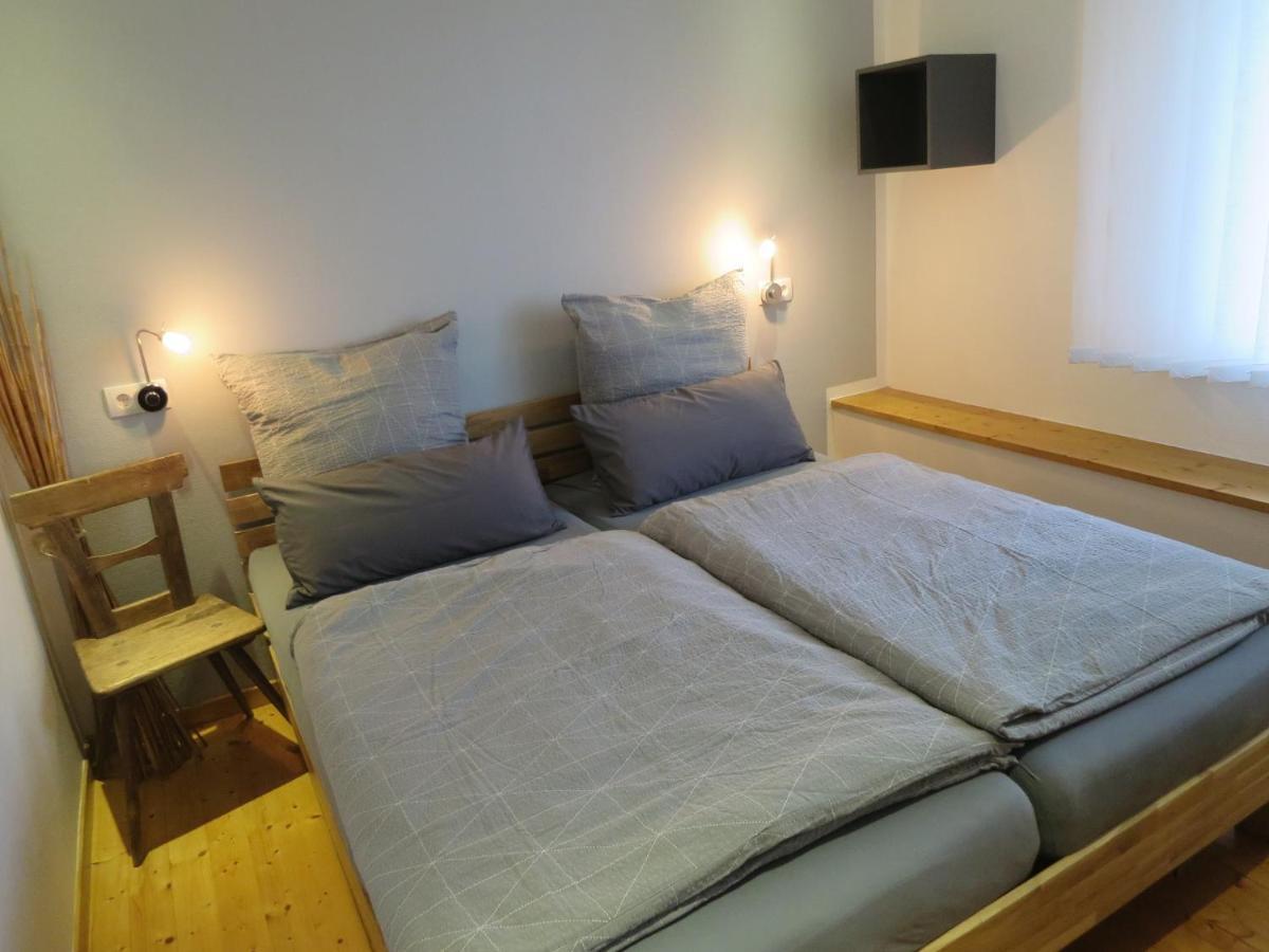 Ferienwohnungen Haus Hinneres 샬켄메렌 외부 사진