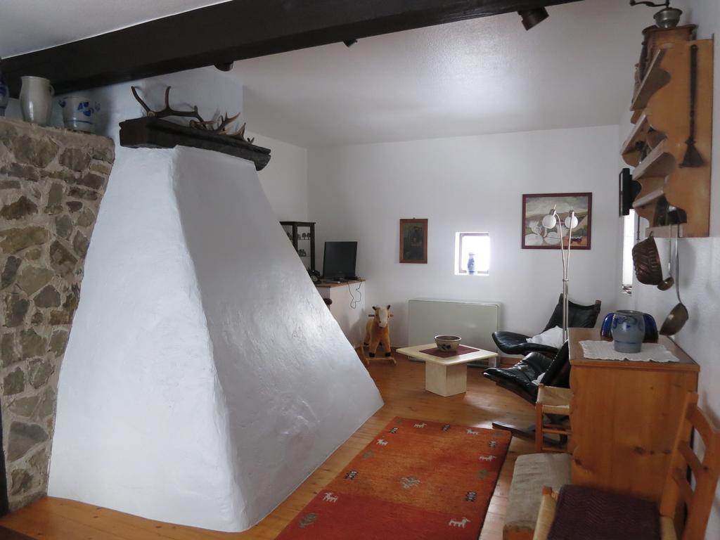 Ferienwohnungen Haus Hinneres 샬켄메렌 객실 사진