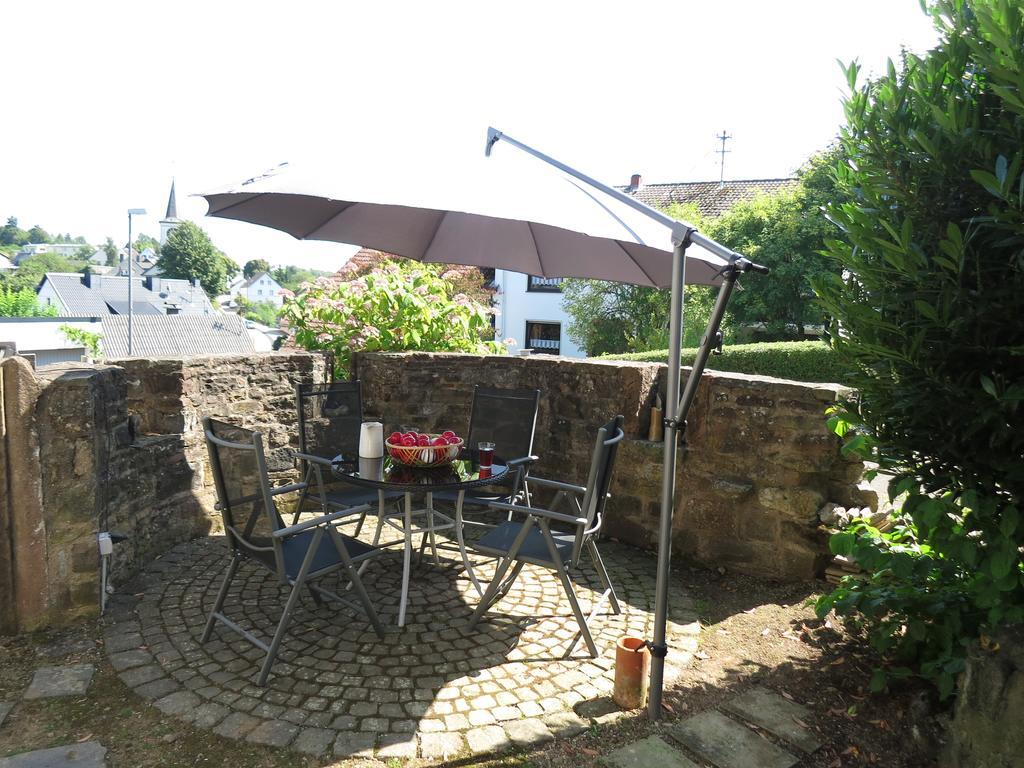 Ferienwohnungen Haus Hinneres 샬켄메렌 외부 사진
