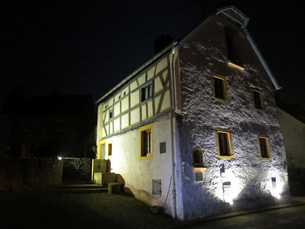Ferienwohnungen Haus Hinneres 샬켄메렌 외부 사진