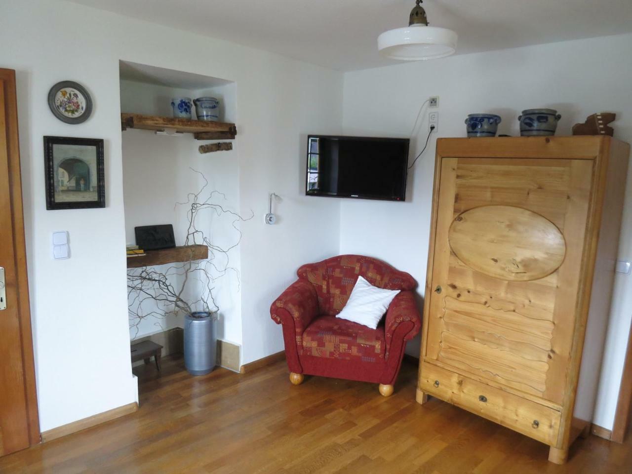 Ferienwohnungen Haus Hinneres 샬켄메렌 외부 사진